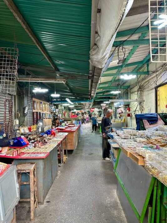 marché aux amulettes