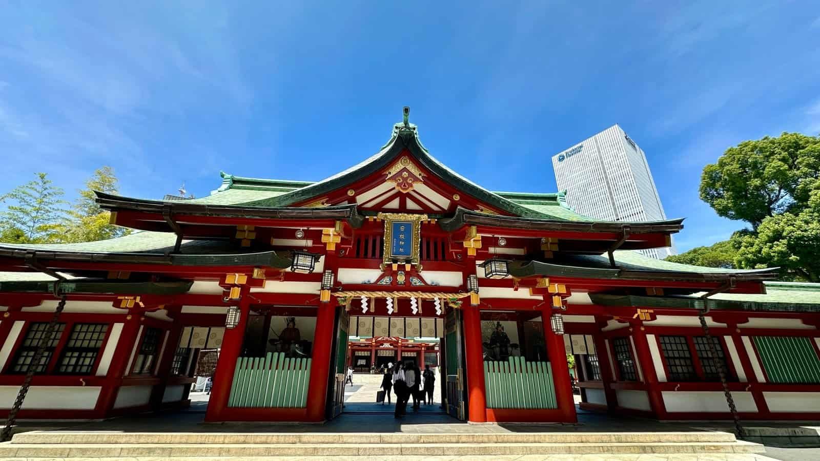 Hie-jinja
