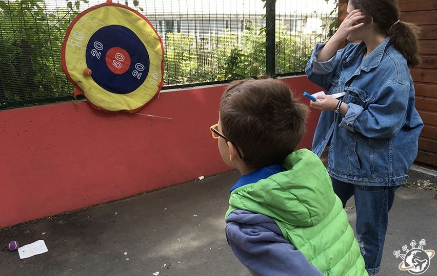 Petit Nain à la fête du sport de l'école
