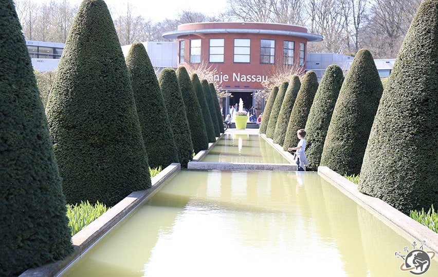 Un bassin bien vert à Keukenhof