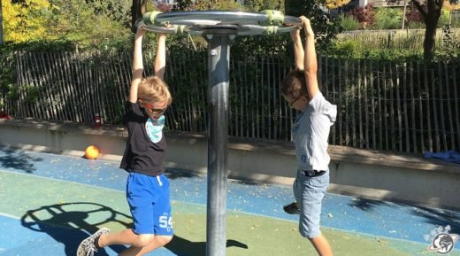 Grand Nain et Petit Nain au parc
