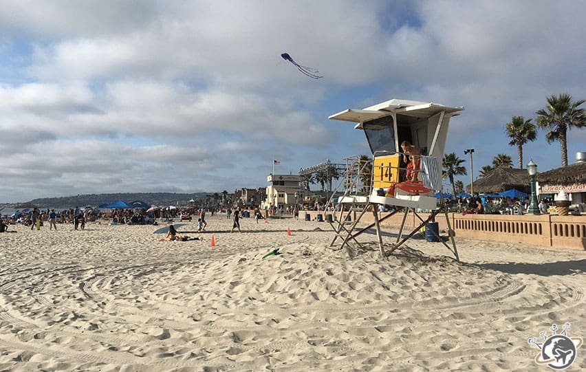 La cabane de sauveteurs à Mission Beach à San Diego