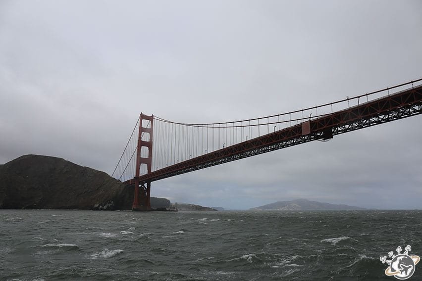 Le Golden Gate Bridge sous les nuages, encore, à San Francisco