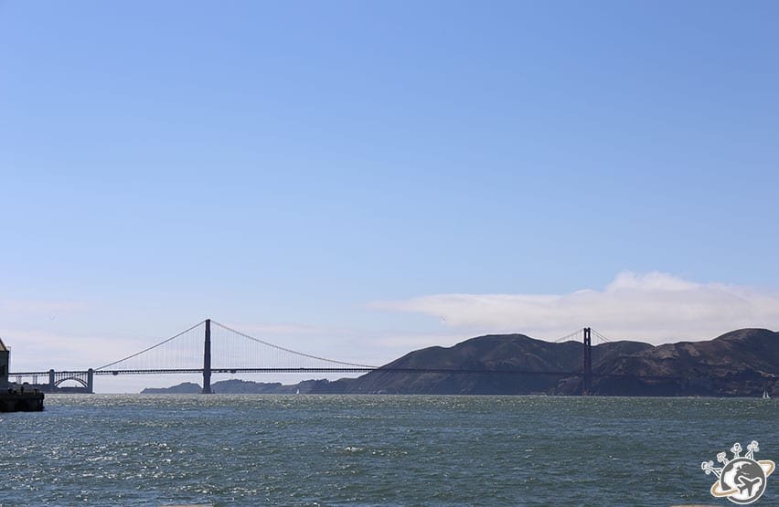 Le Golden Gate Bridge sans brouillard