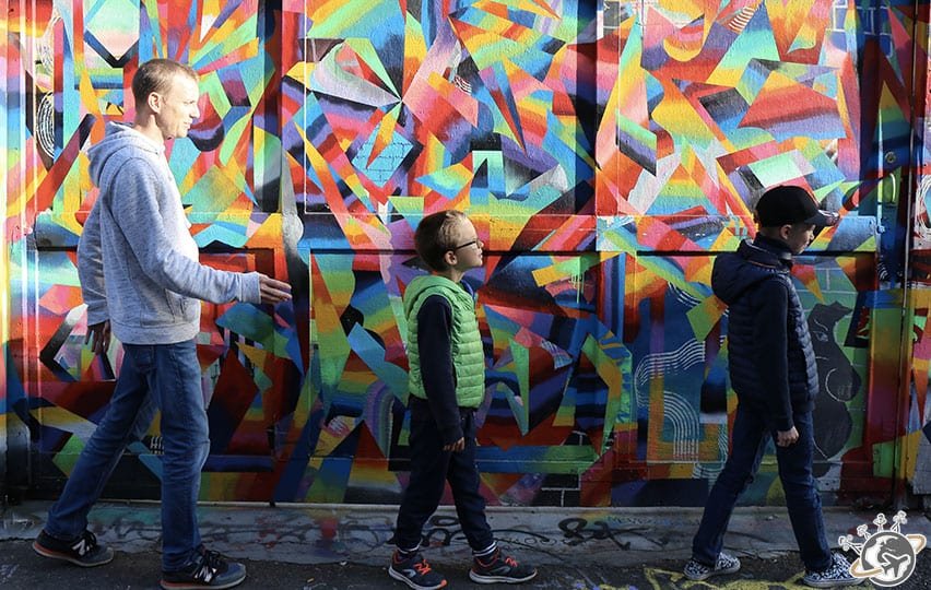 Le street art dans Clarion Alley à San Francisco