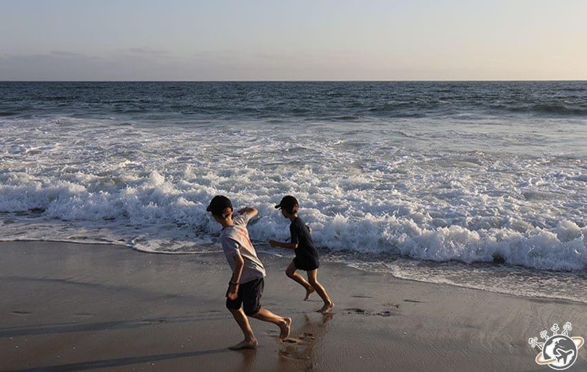 Le jeu préféré des Nains sur la plage en face de notre apparthotel à Venice Beach à Los Angeles en Californie
