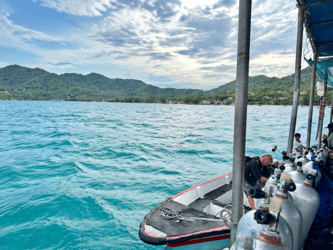 visuel_1_bateau French Kiss Divers